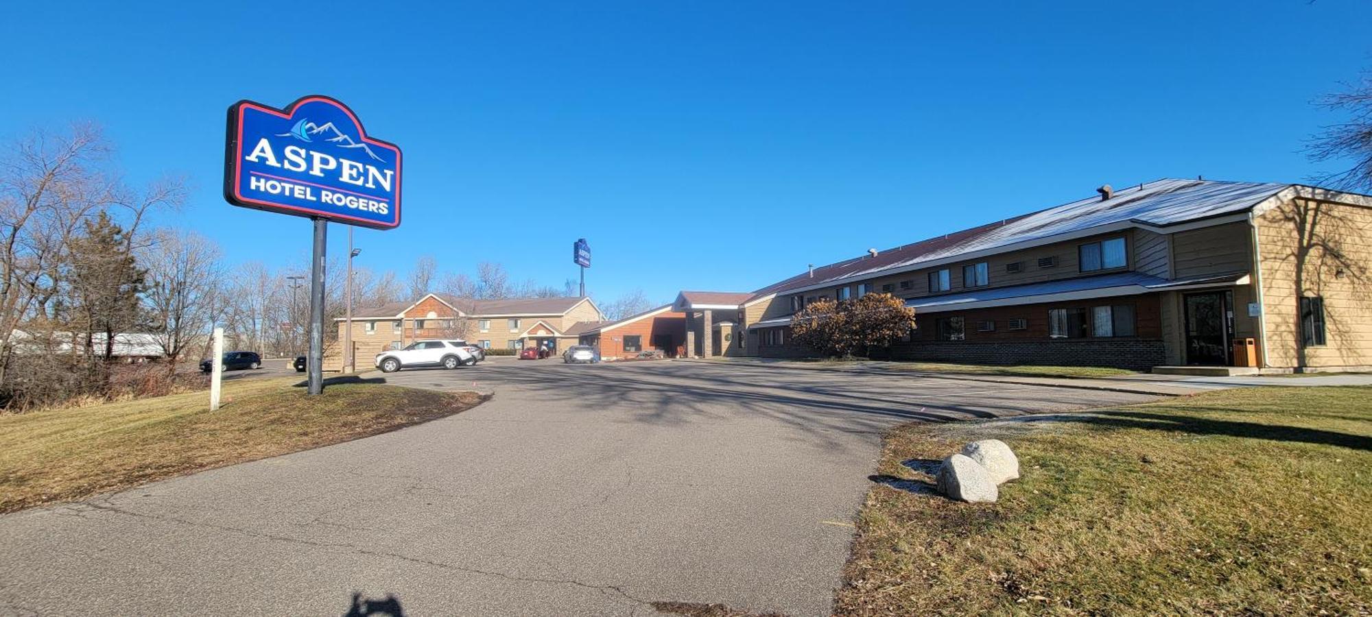 Aspen Hotel Rogers Formerly Americ Inn Buitenkant foto